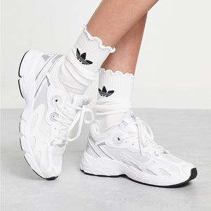 Adidas Original Astir Sneakers